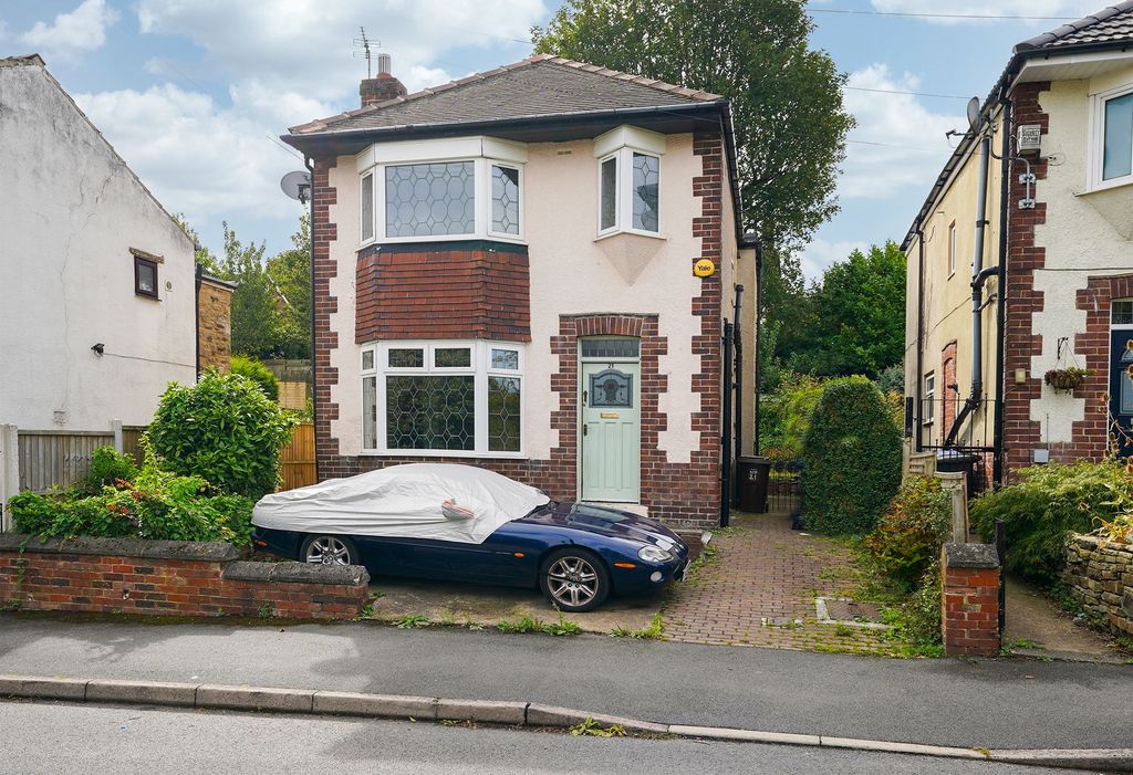Property photo 1 of 18