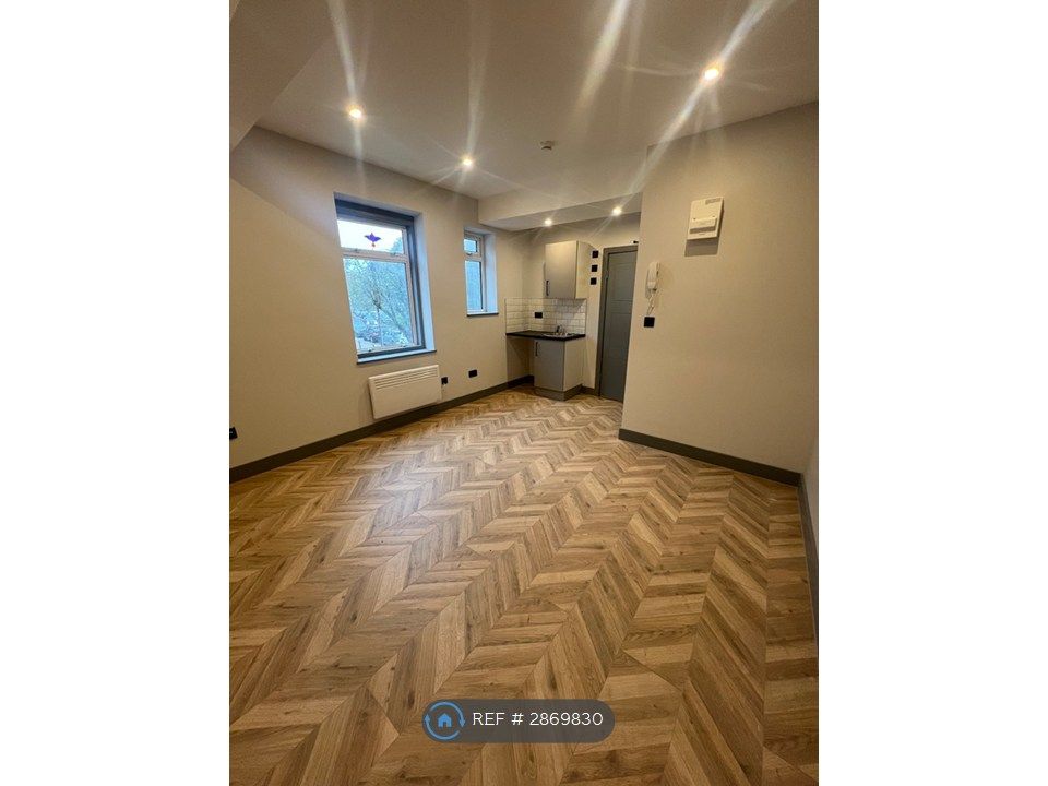 Property photo 1 of 3