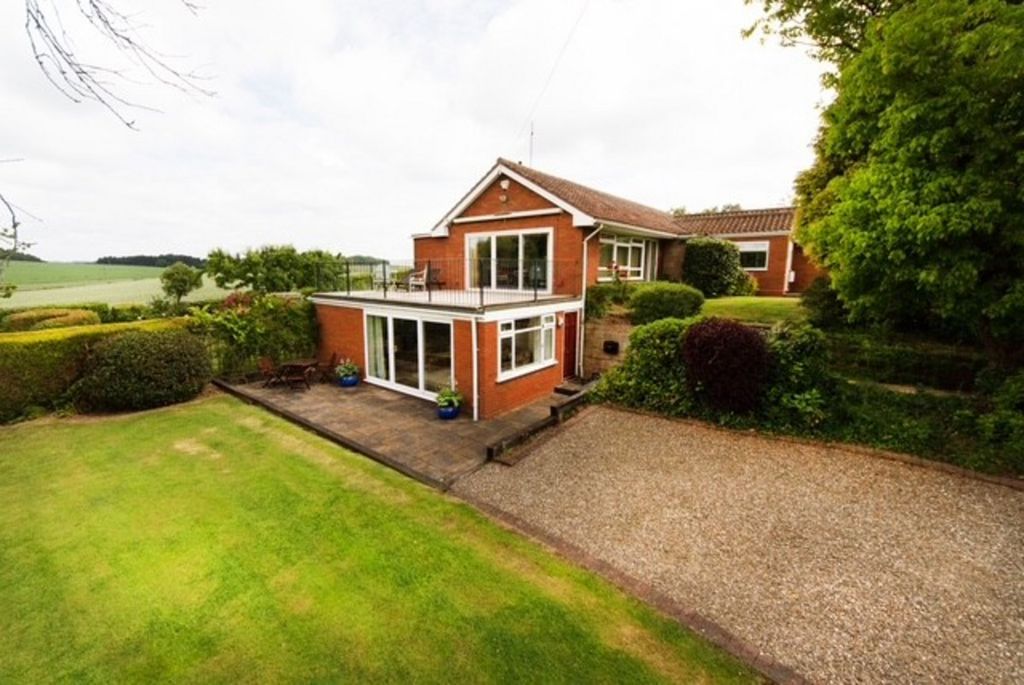 Property photo 2 of 29