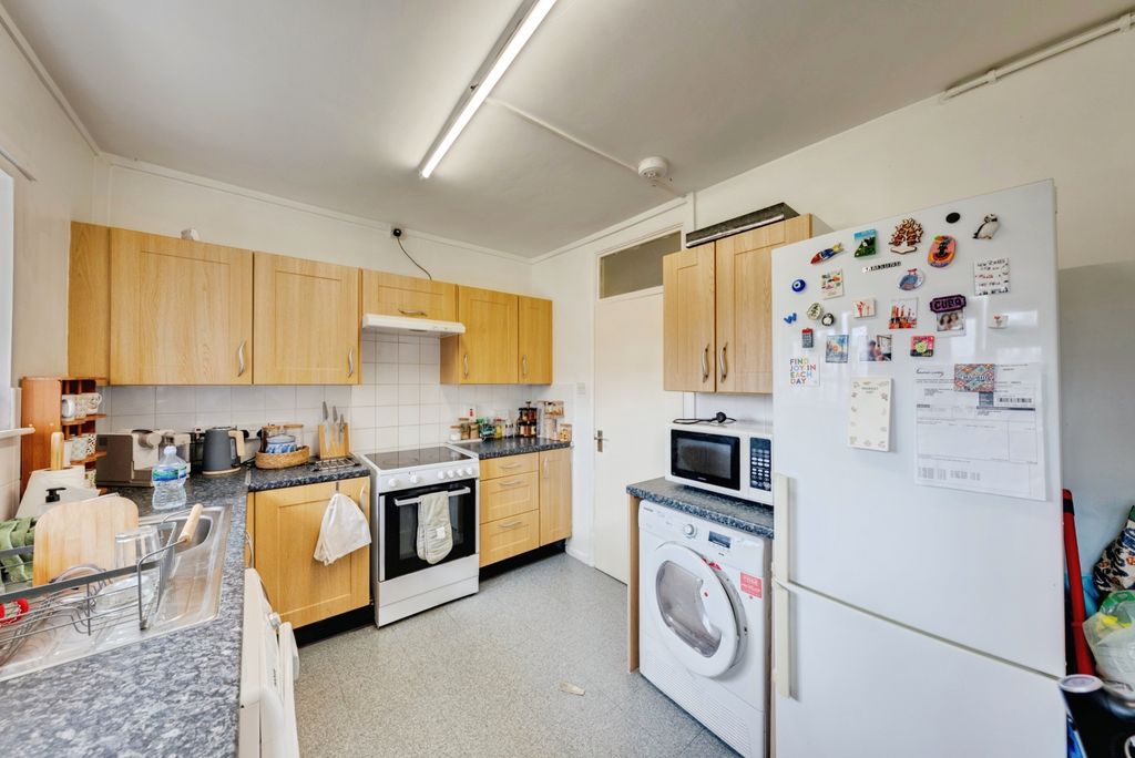 Property photo 3 of 18 A7S09471Hdr