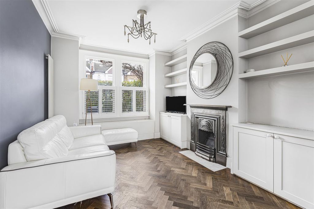 Property photo 3 of 14 Reception Room