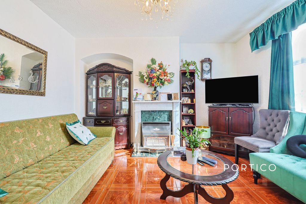 Property photo 2 of 9 Img_2381