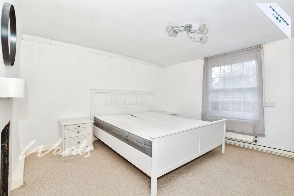 Property photo 3 of 16 Bedroom