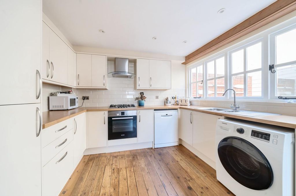 Property photo 3 of 14 3.Jpg