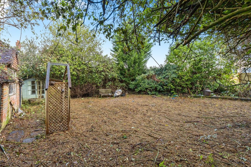 Property photo 2 of 10