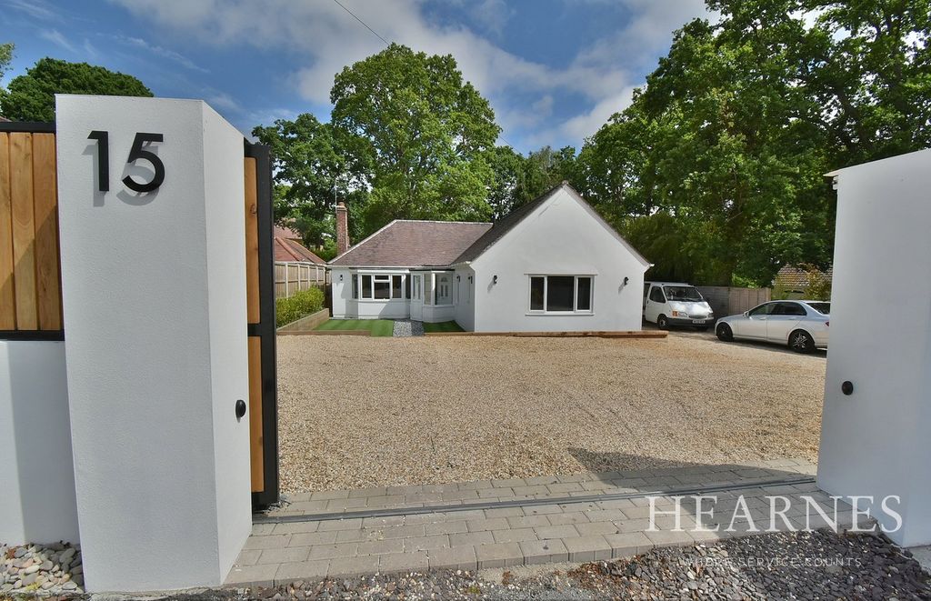 Property photo 1 of 19