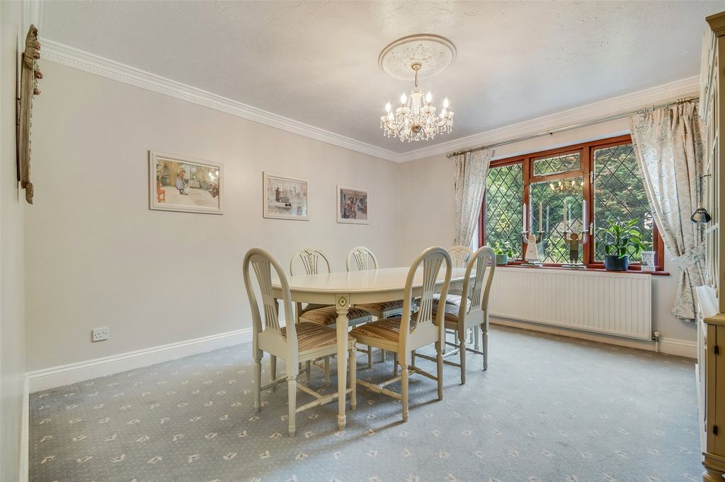 Property photo 3 of 20 Dining Room