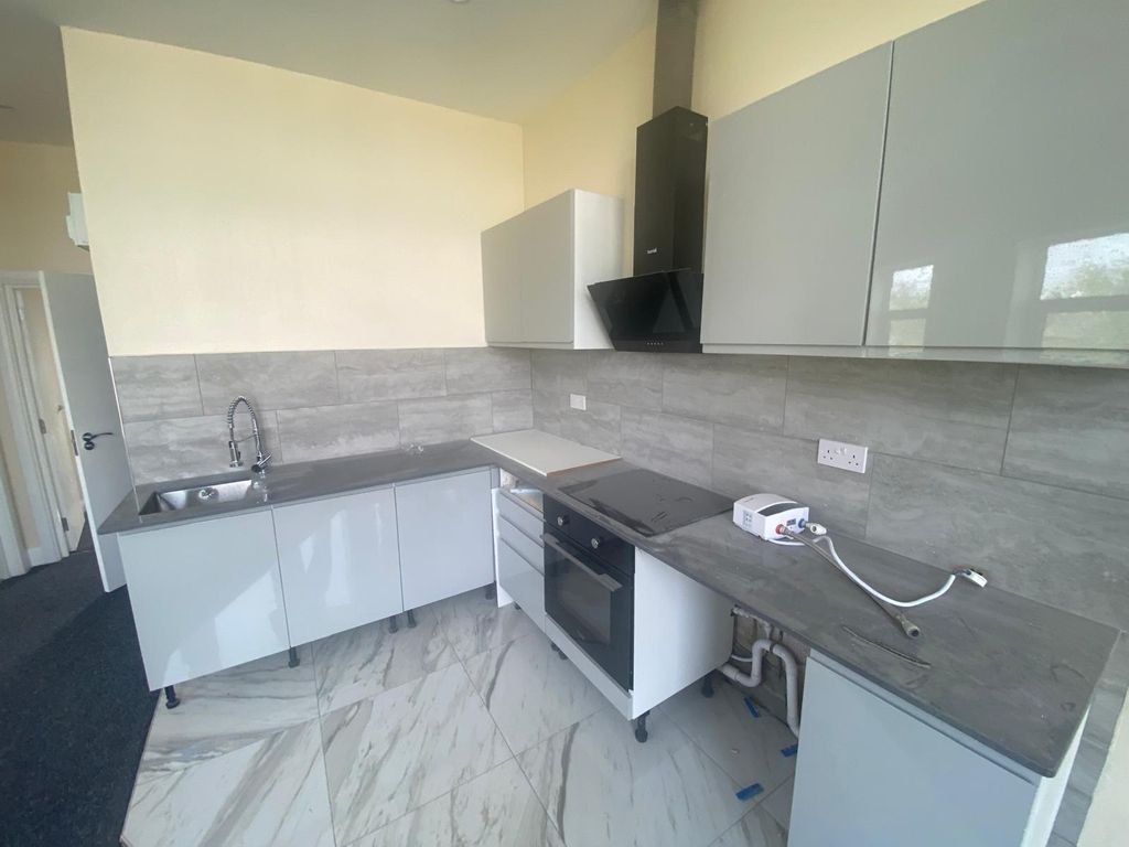 Property photo 2 of 4 Photo-2024-05-02-11-00-57 (2)