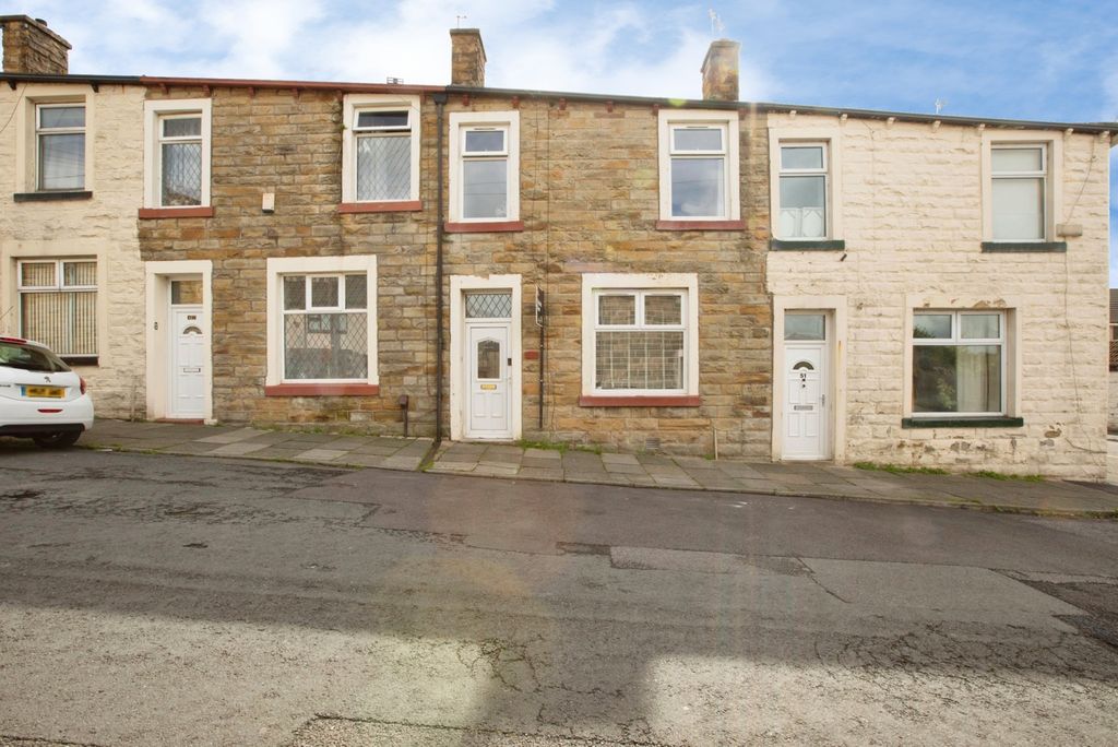 Property photo 1 of 19 Pbox-Img.Jpg