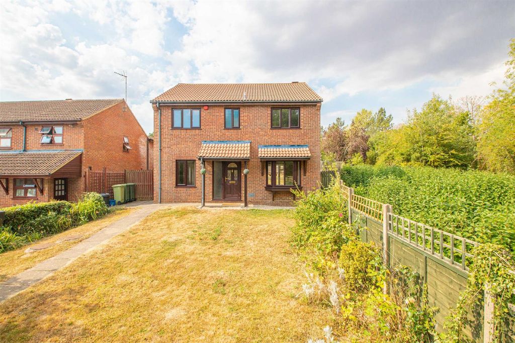 Property photo 3 of 25