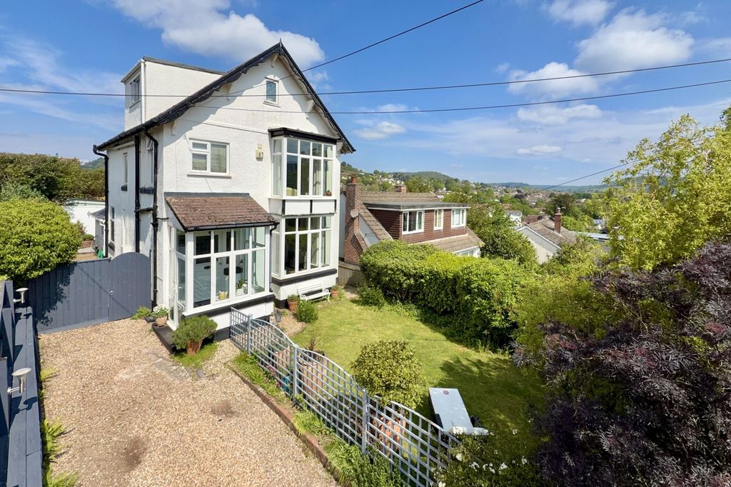 Property photo 1 of 36 Picture No. 01