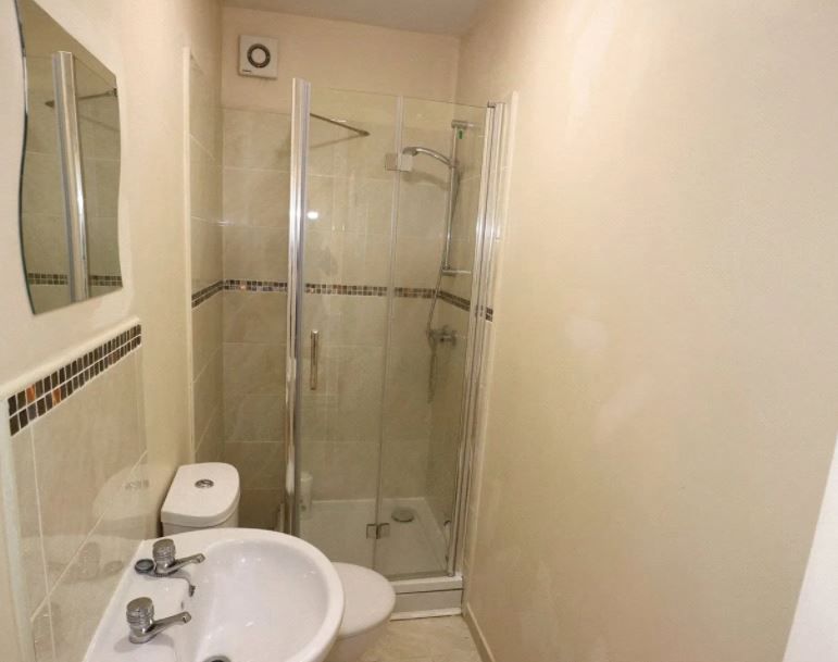 Property photo 2 of 4