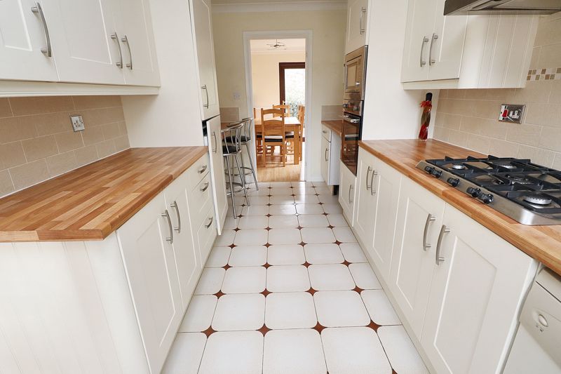 Property photo 3 of 21 Endean Court