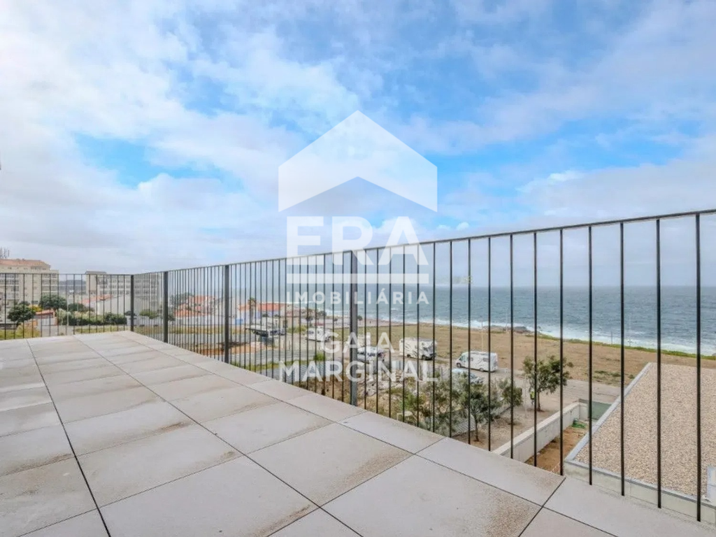 Property photo 2 of 26