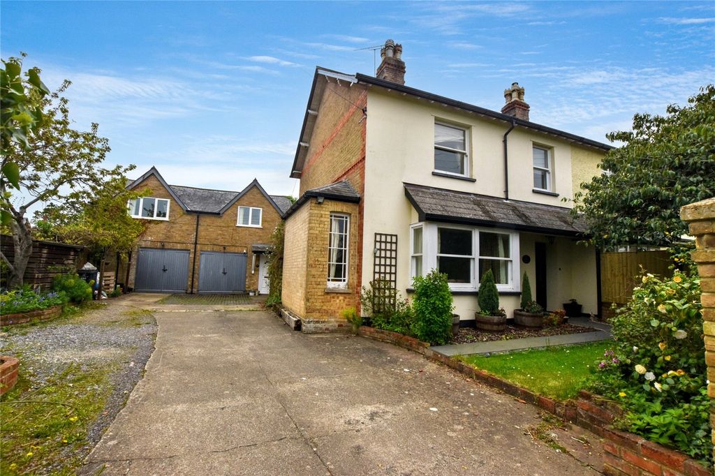 Property photo 1 of 23 Picture No. 01