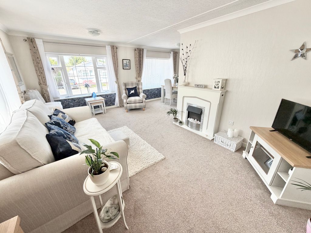 Property photo 2 of 13 Img_3413
