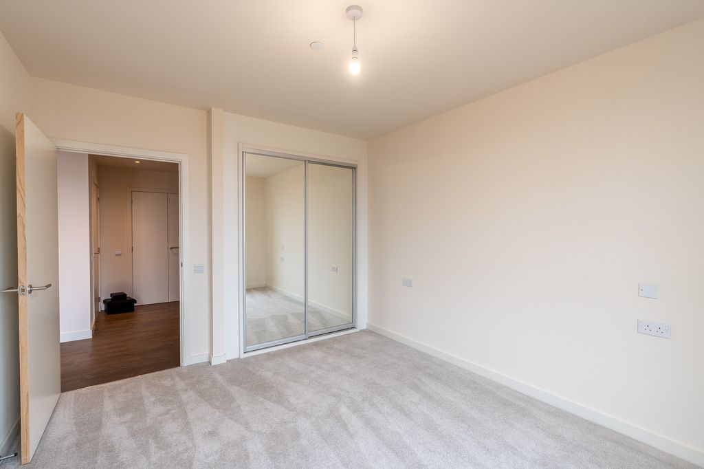 Property photo 2 of 11 Bedroom