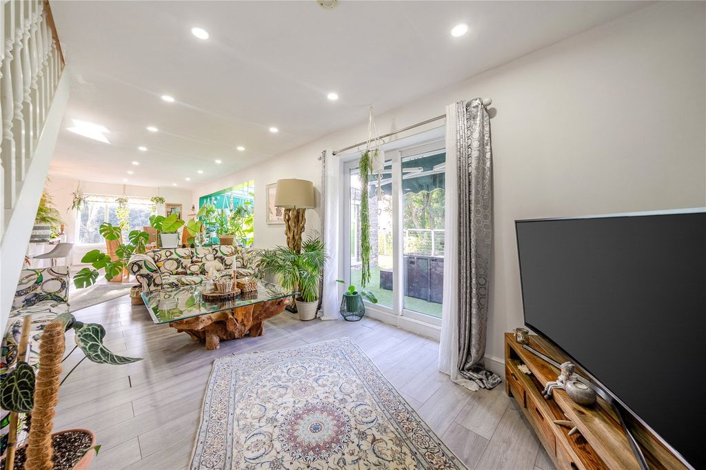 Property photo 3 of 24 Open Plan Living