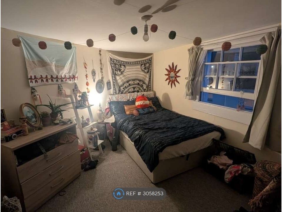 Property photo 1 of 4