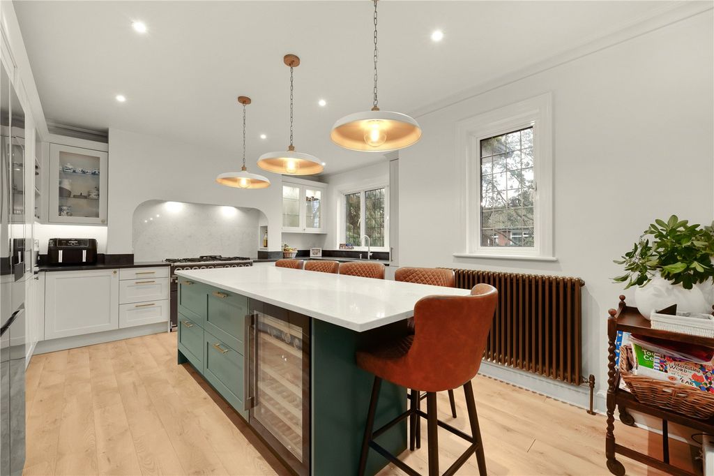 Property photo 1 of 14 Kitchen