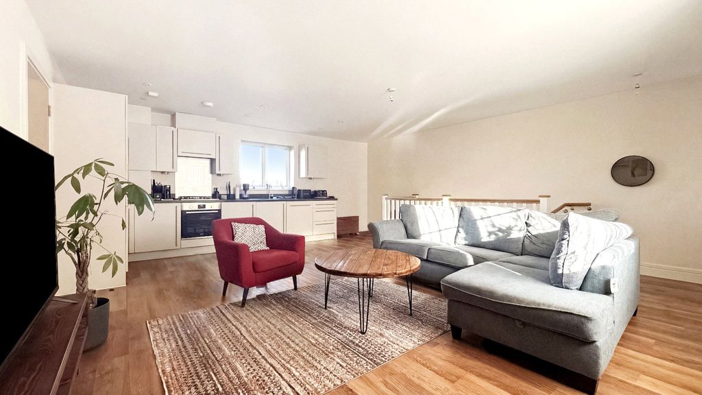 Property photo 3 of 12 Kitchen/Living Room