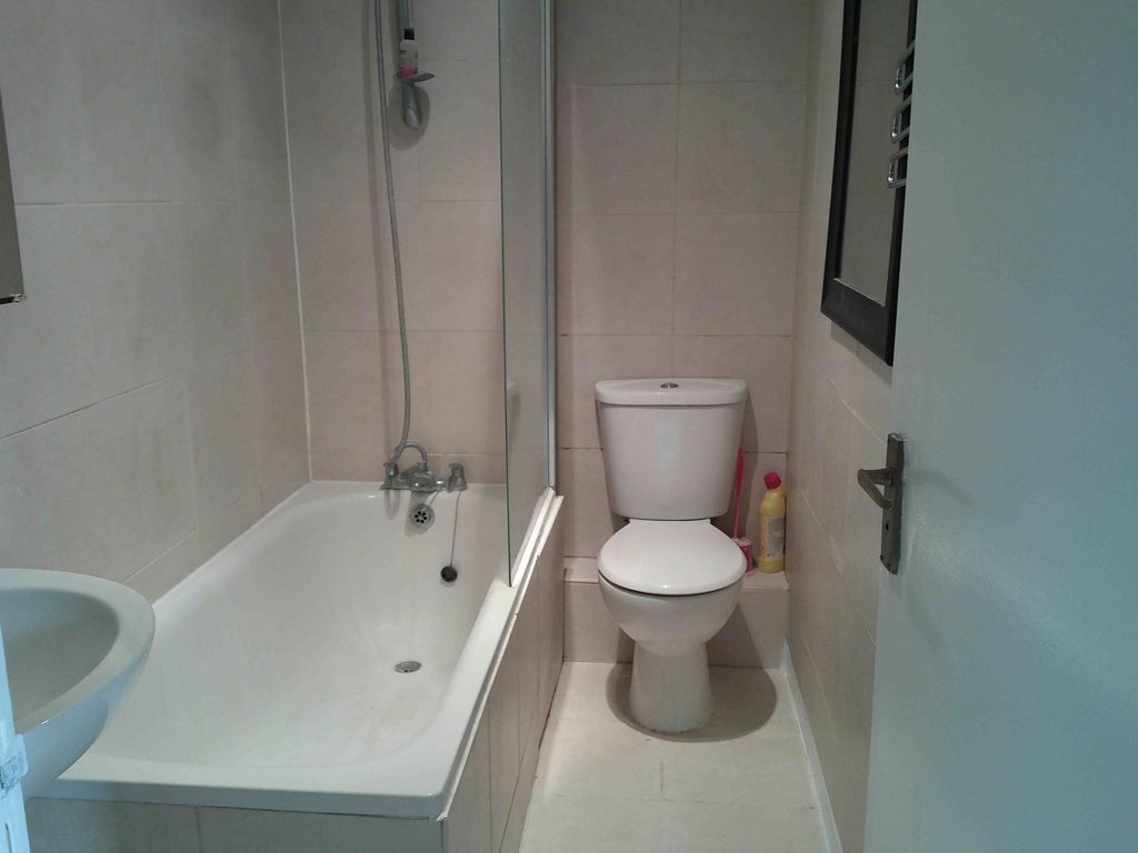 Property photo 3 of 5