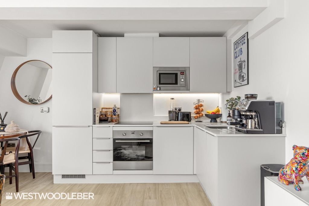 Property photo 3 of 17 Churchhouse_3.Jpg