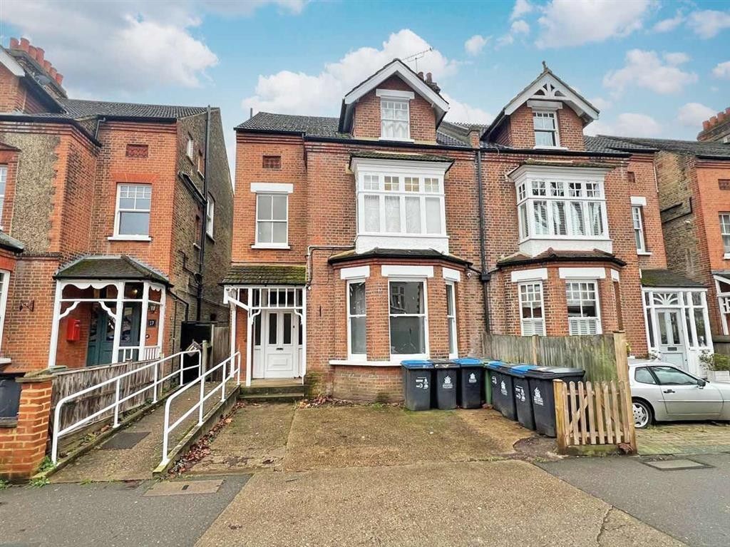 Property photo 1 of 9