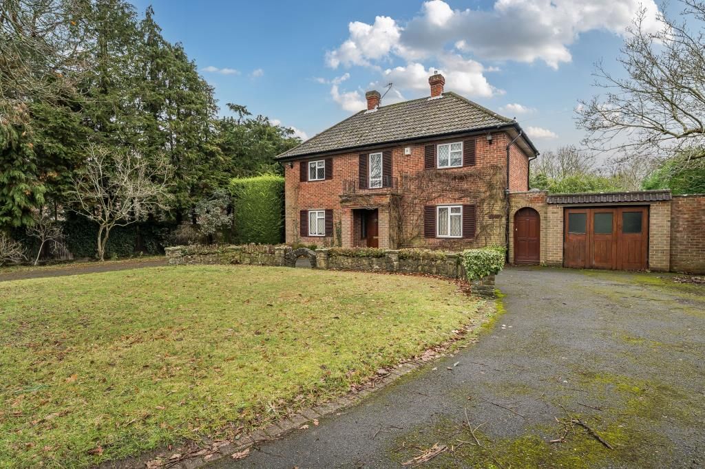 Property photo 1 of 24 External Front