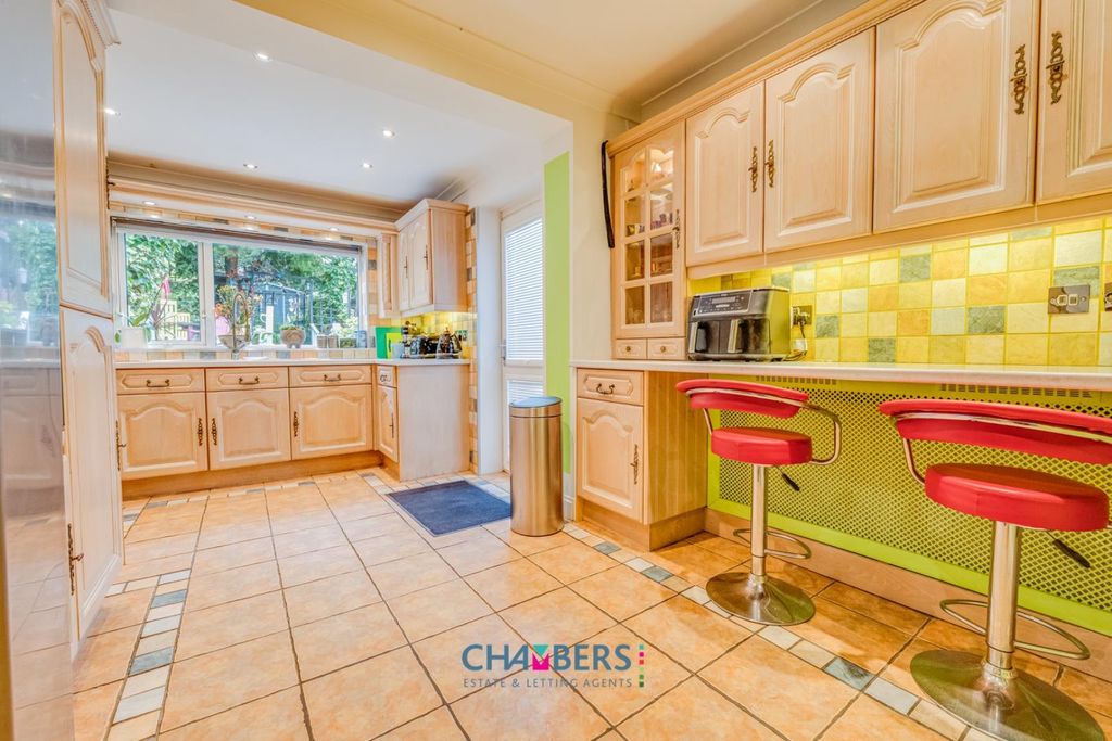 Property photo 3 of 50 Kitchen