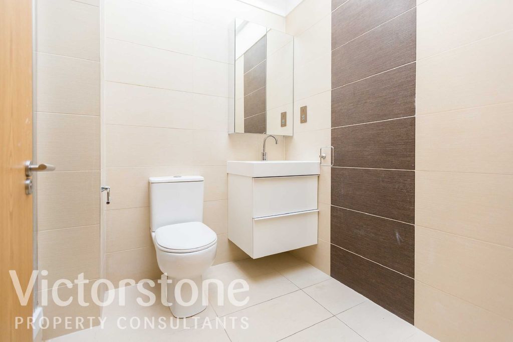 Property photo 3 of 9 2146935