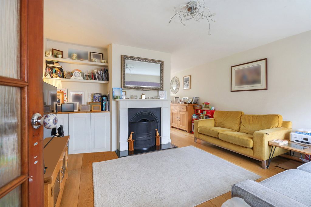 Property photo 2 of 14 Picture No. 32