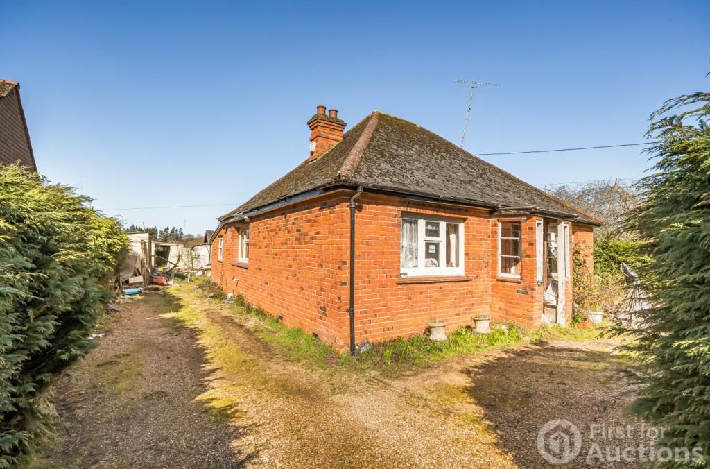 Property photo 3 of 16 External View