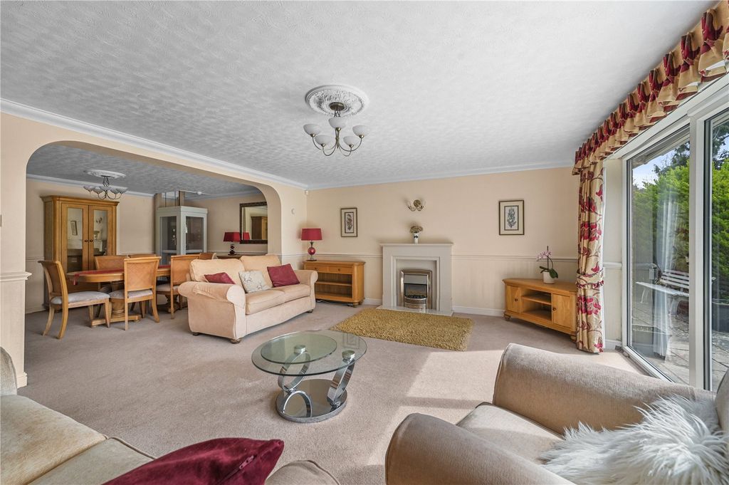 Property photo 3 of 31 Picture No. 24