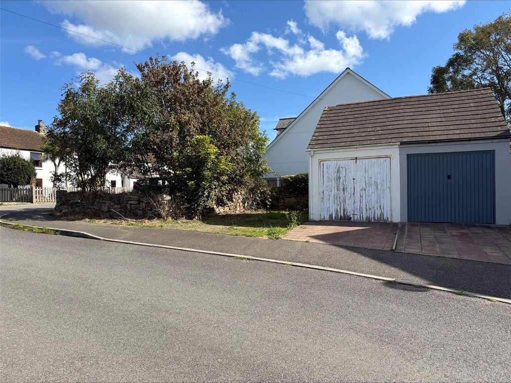 Property photo 2 of 2 Picture No. 07