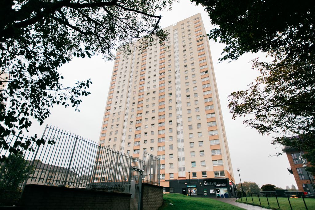 Property photo 1 of 27