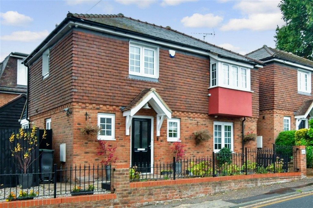 Property photo 1 of 17 External Web