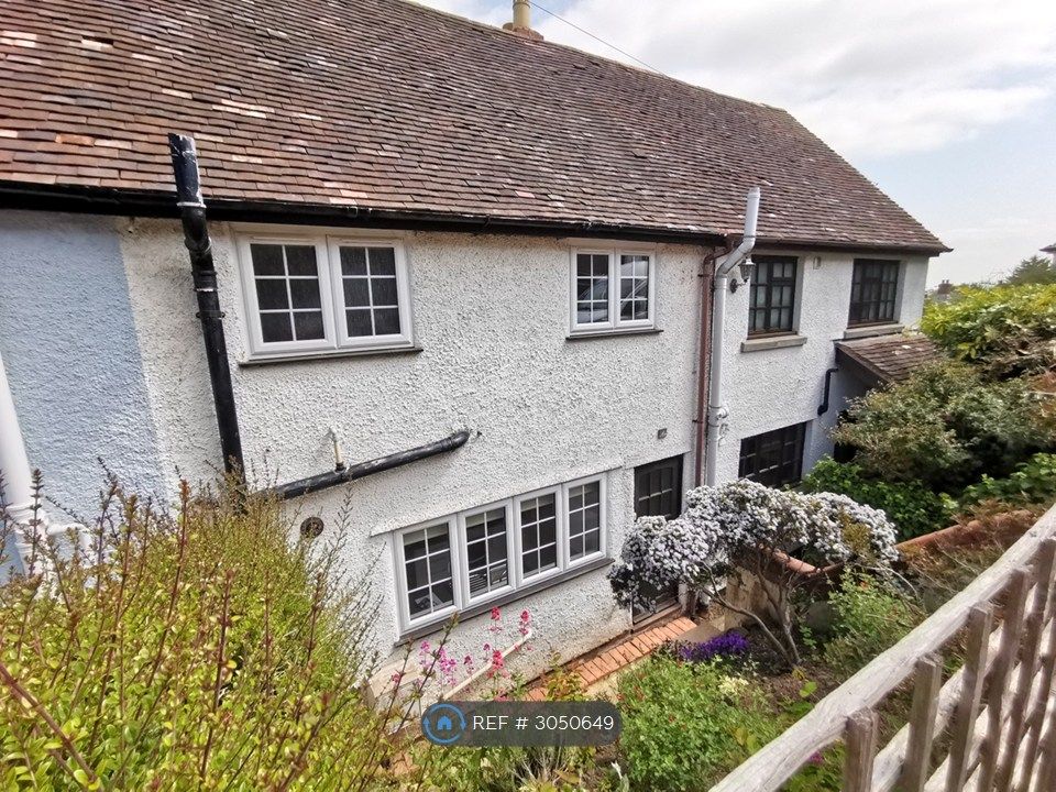 Property photo 1 of 12 Frontage