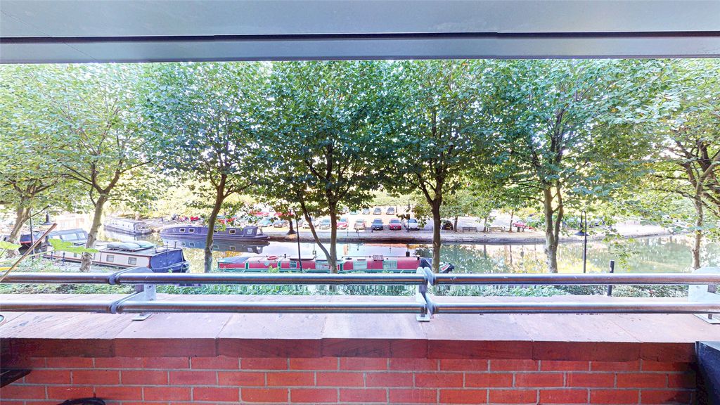 Property photo 2 of 9 Picture No. 10