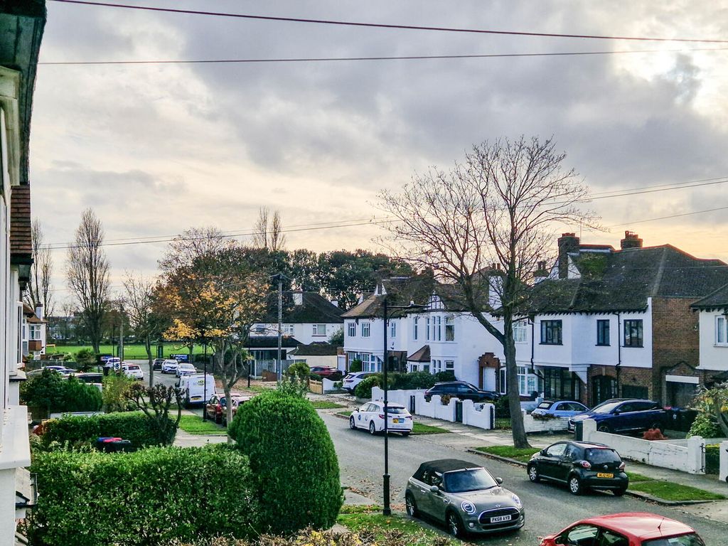 Property photo 2 of 19 Views Onto Southchurch Park