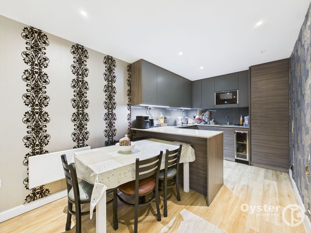 Property photo 3 of 15 Kitchen