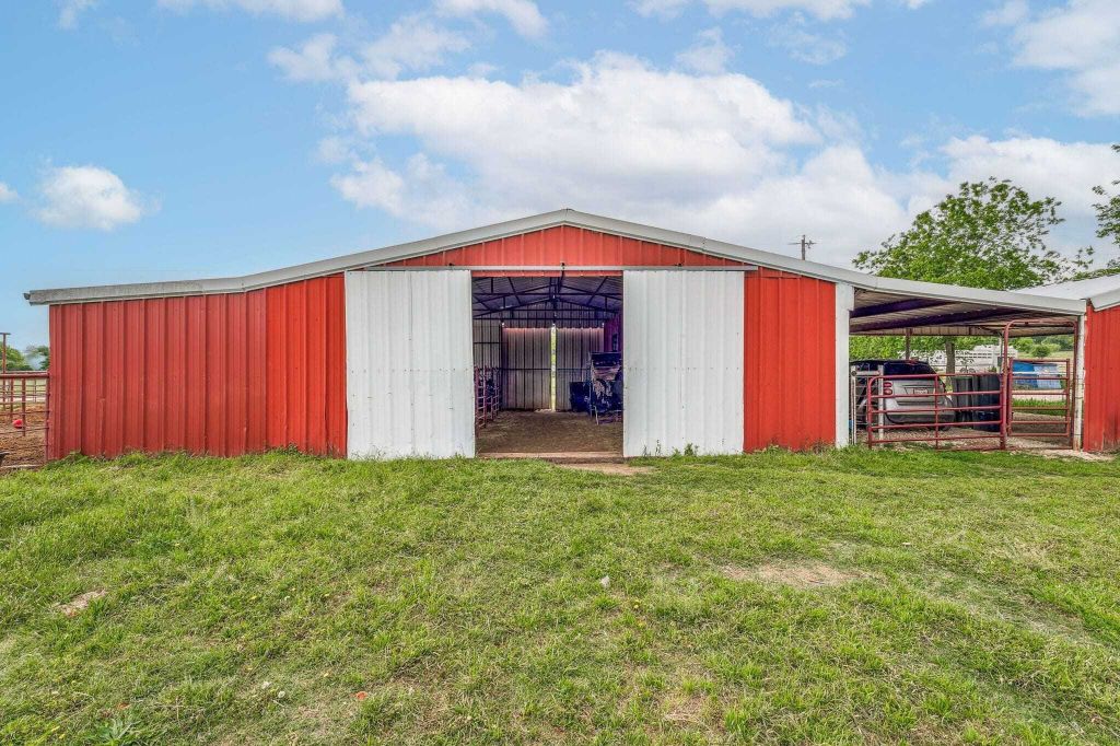 Property photo 2 of 5 <Alttext/>