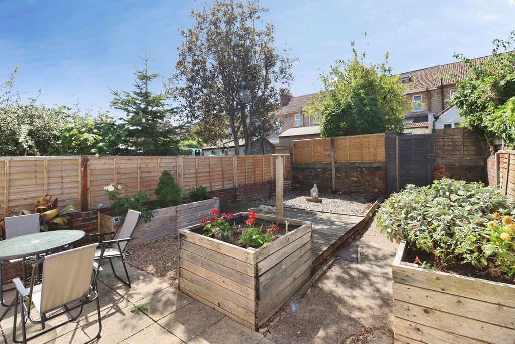 Property photo 2 of 23 Pbox-Img.Jpg
