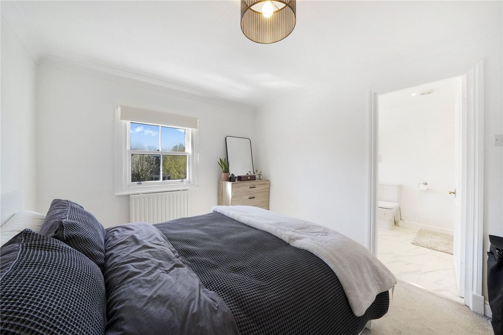 Property photo 3 of 15 Picture No. 04