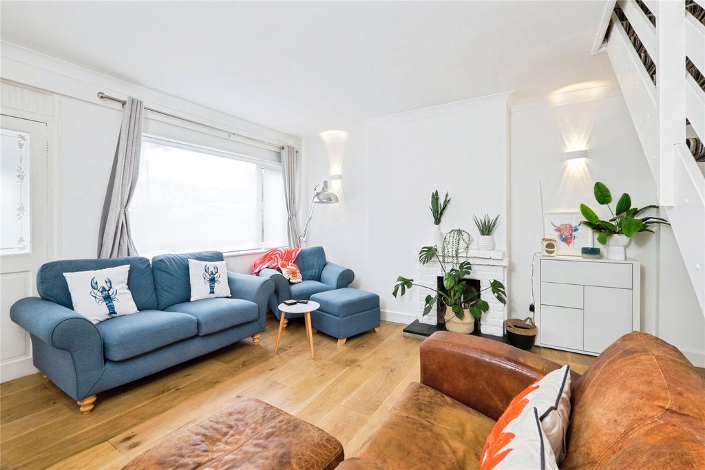 Property photo 3 of 24 Picture No. 07