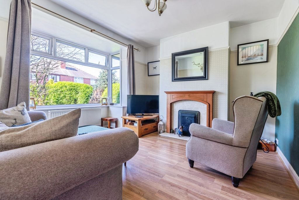 Property photo 2 of 19 Pbox-Img.Jpg