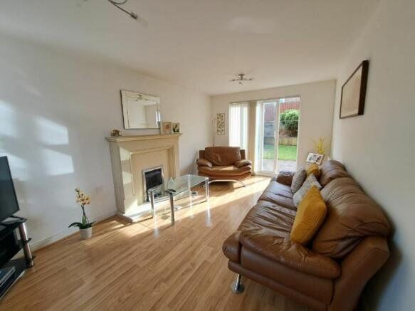 Property photo 2 of 15 Picture No. 02