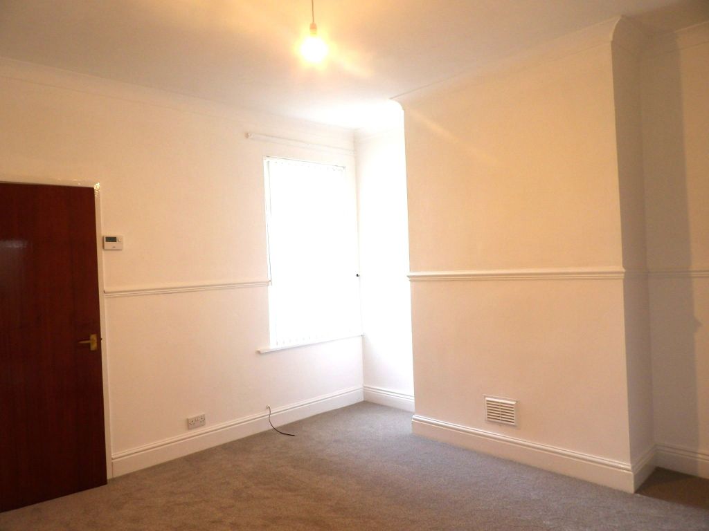 Property photo 3 of 10 Photograph 3