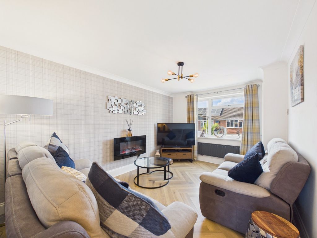 Property photo 2 of 15 5430185