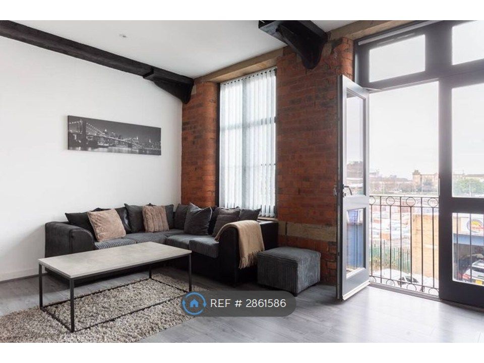 Property photo 3 of 12